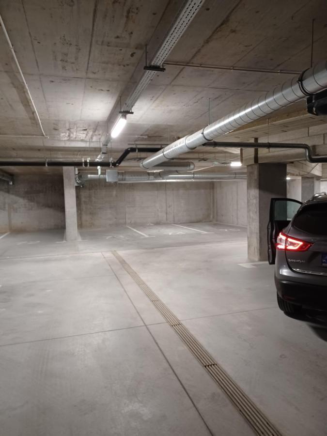 Centrum Apartament Z Parkingiem 슈체친 외부 사진
